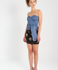 Missguided WRAP FRONT STRAPLESS DENIM  Top stone wash
