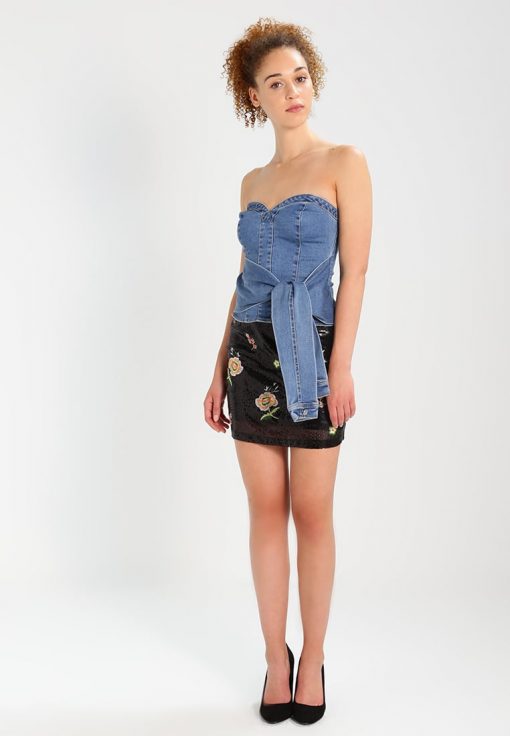 Missguided WRAP FRONT STRAPLESS DENIM  Top stone wash